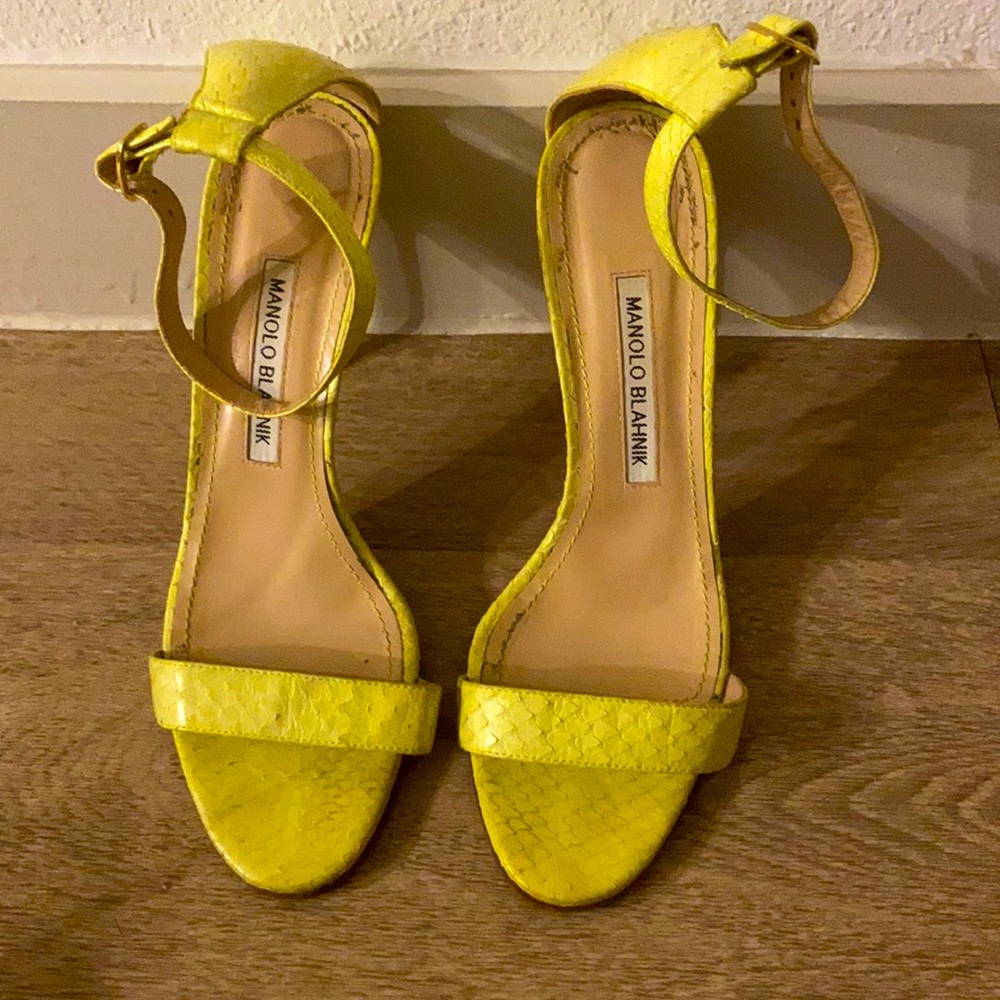 Snakeskin light green Manolo blahnik